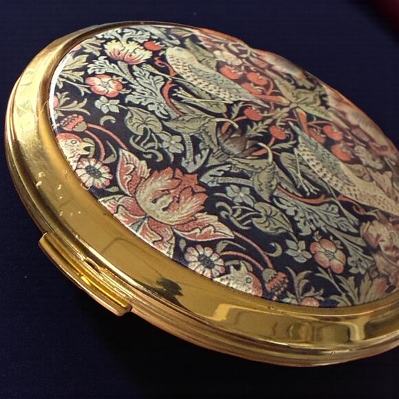 Stratton Powder Compact Mirror Strawberry Thief William Morris Gold Tone Birds - Picture 10 of 10